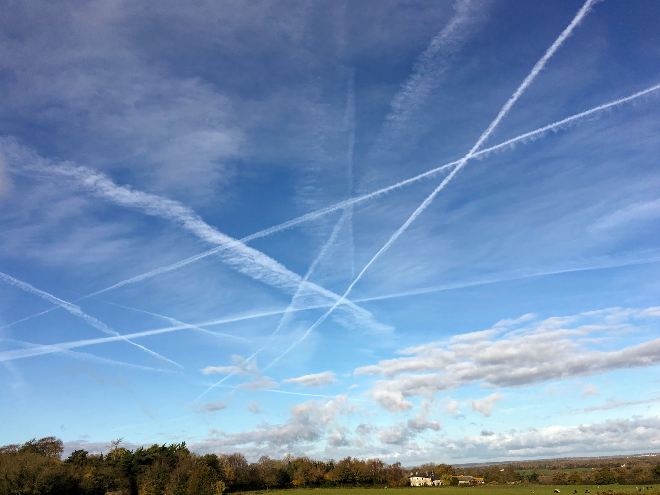 Chasing Quiet Skies: Where in Sussex Can You Escape Gatwick’s Jets?